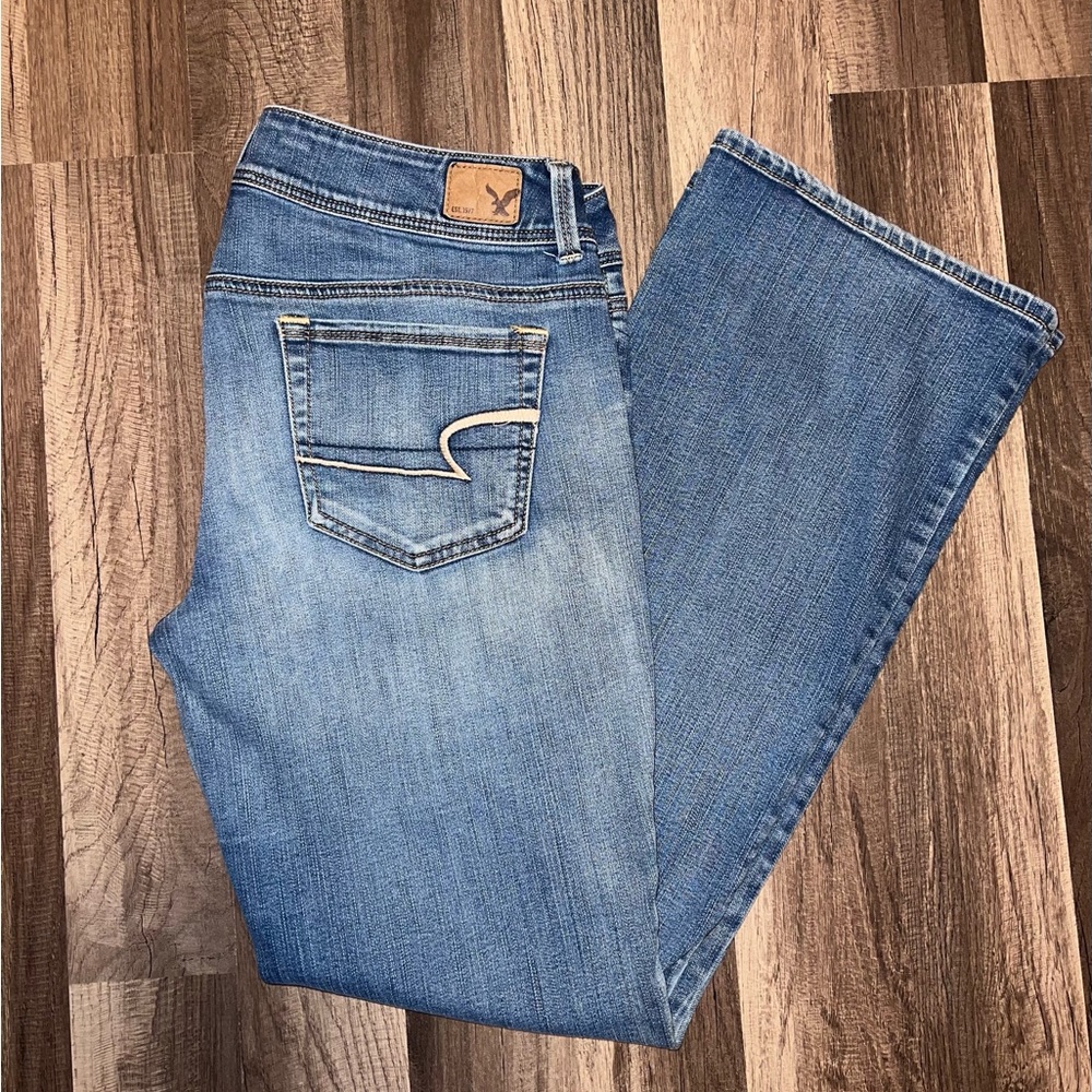 American Eagle women’s jeans size 14R. EUC super stretch 30” Inseam